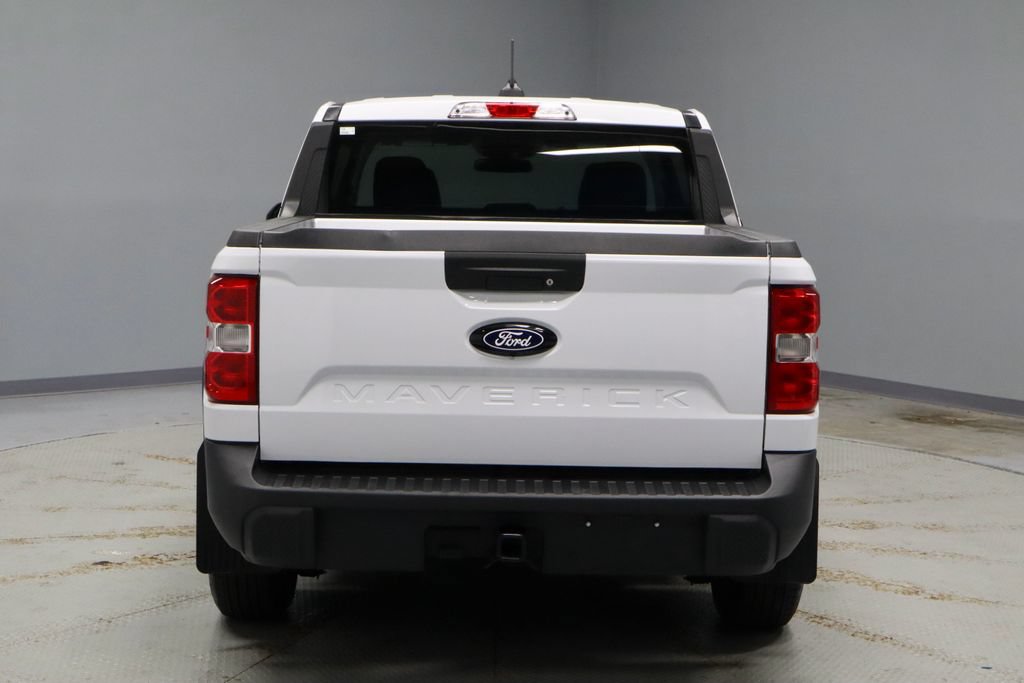 Certified 2025 Ford Maverick XL FWD image 9