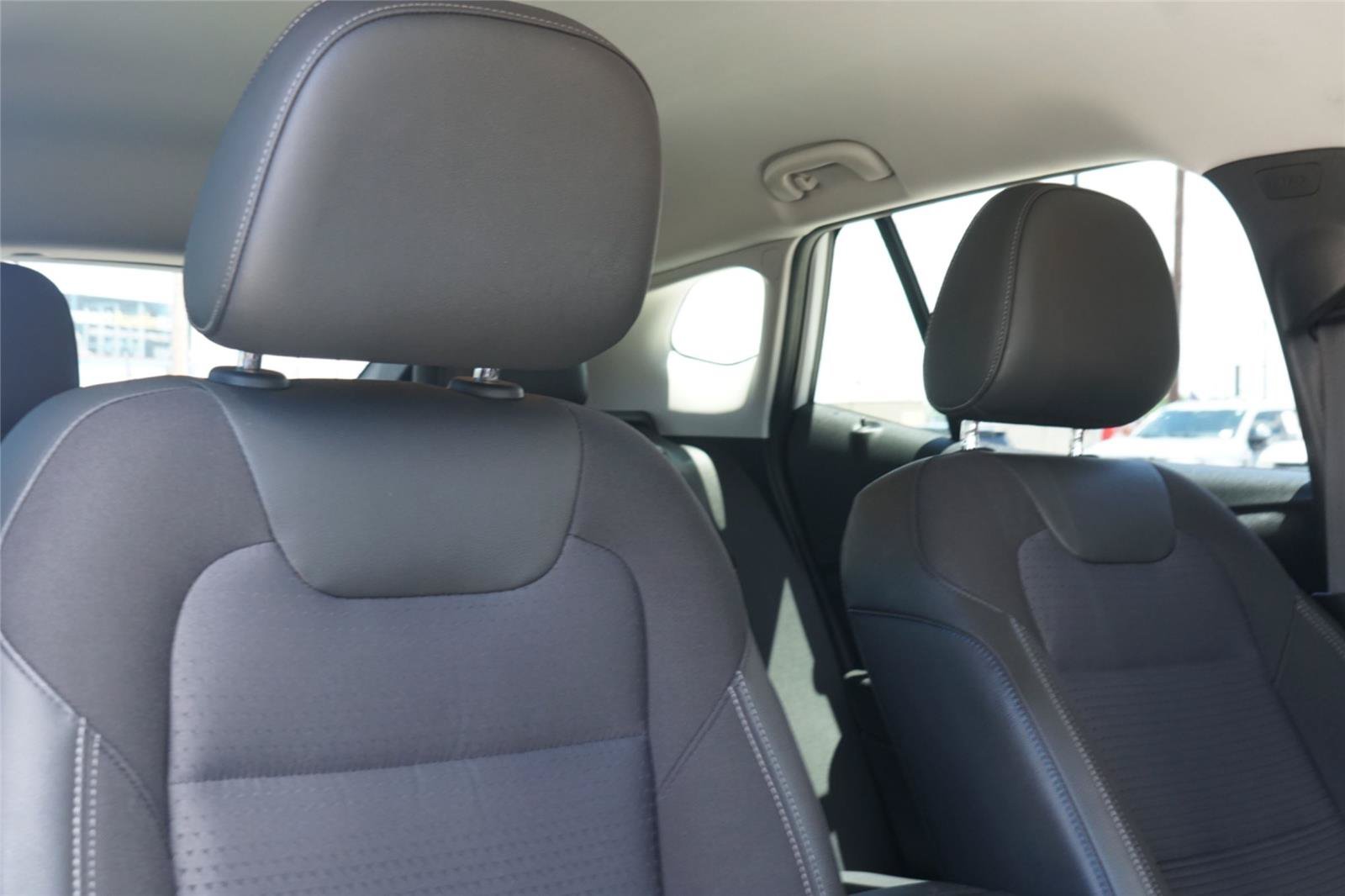 Used 2024 Chevrolet Trax LT FWD image 29