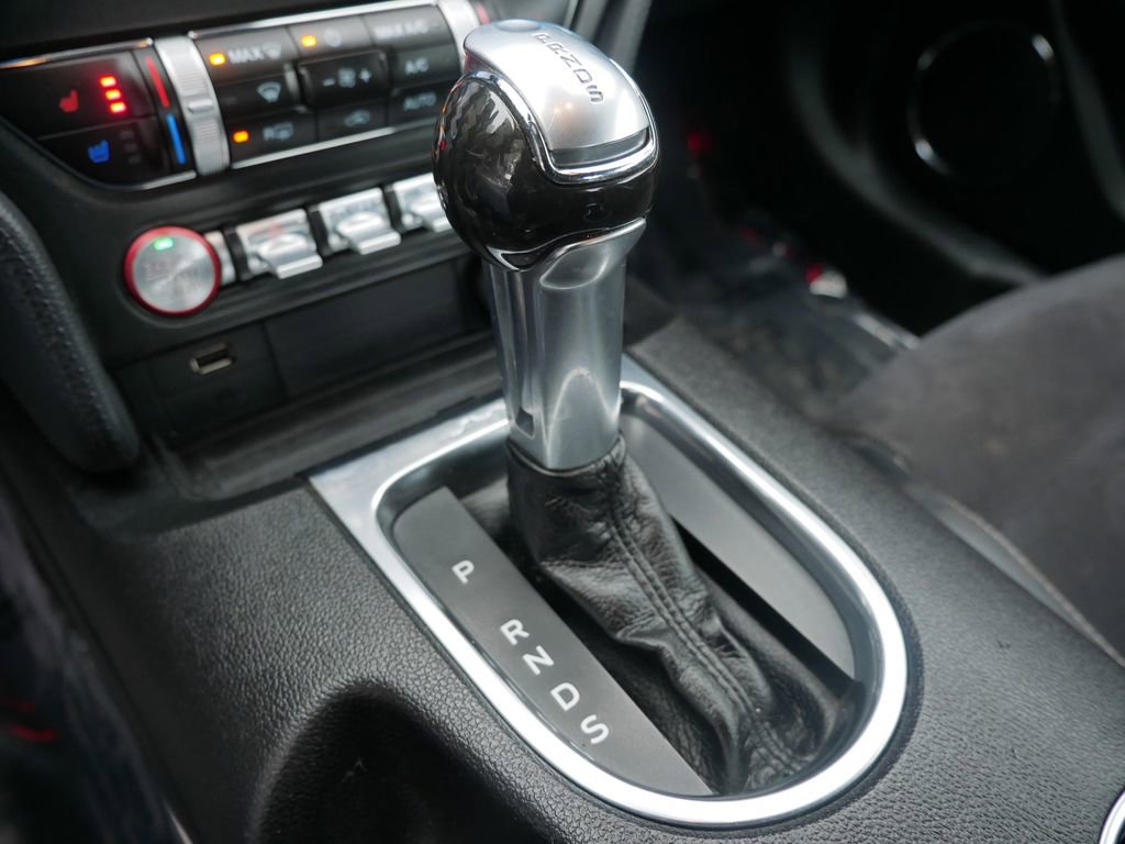 Certified 2020 Ford Mustang GT Premium w/ Carbon Sport Interior Package image 17