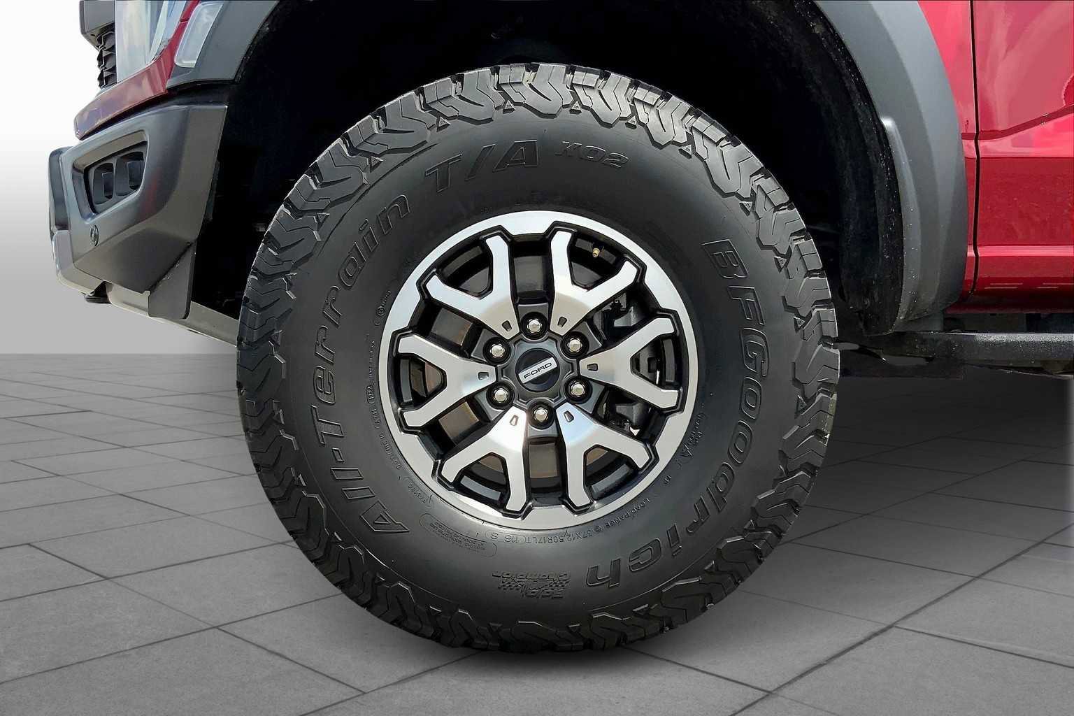 Certified 2022 Ford F150 Raptor w/ Equipment Group 801A High image 11