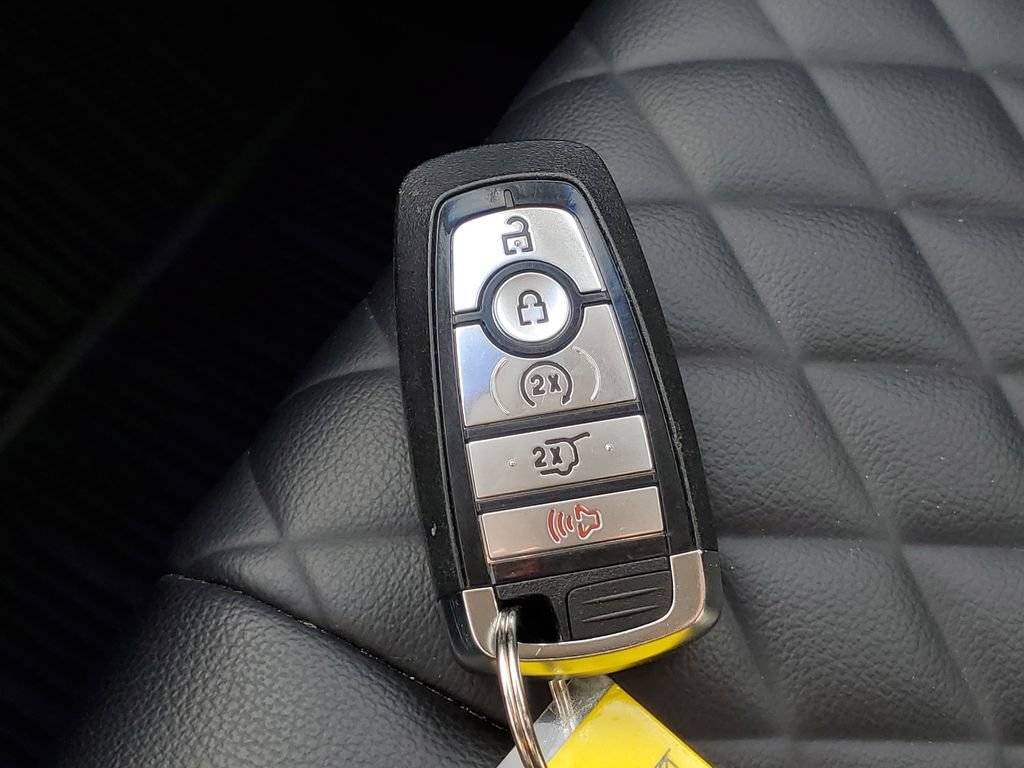 Certified 2024 Ford Edge Titanium AWD/4WD image 35