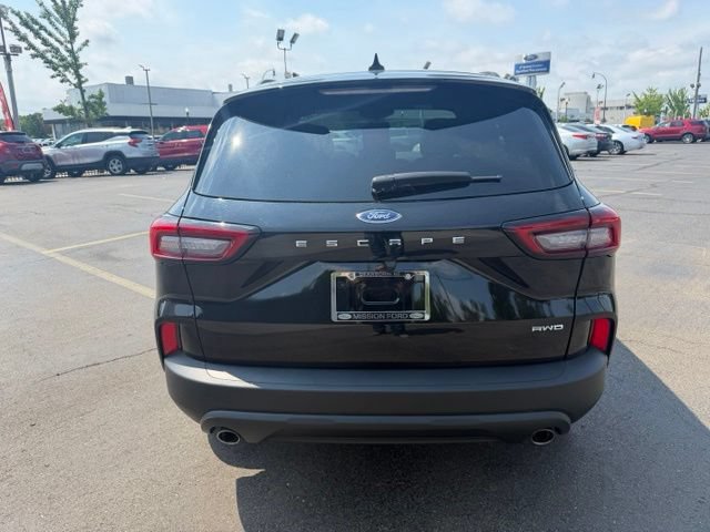 Certified 2025 Ford Escape ST-Line AWD/4WD image 7