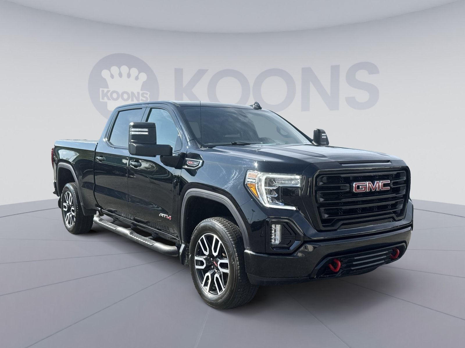 Used 2021 GMC Sierra 1500 AT4 w/ AT4 Preferred Package AWD/4WD image 2