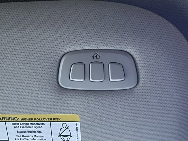 Certified 2024 Ford Expedition XLT image 30