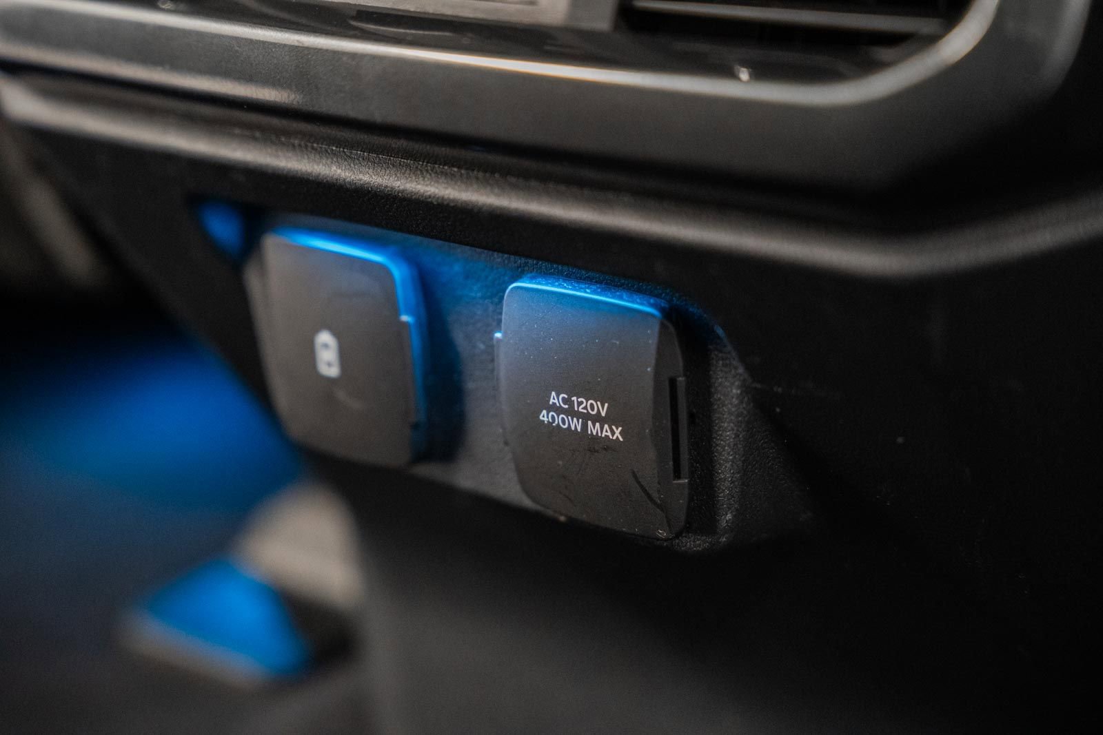 Certified 2023 Ford F150 Lariat w/ Equipment Group 502A High image 42