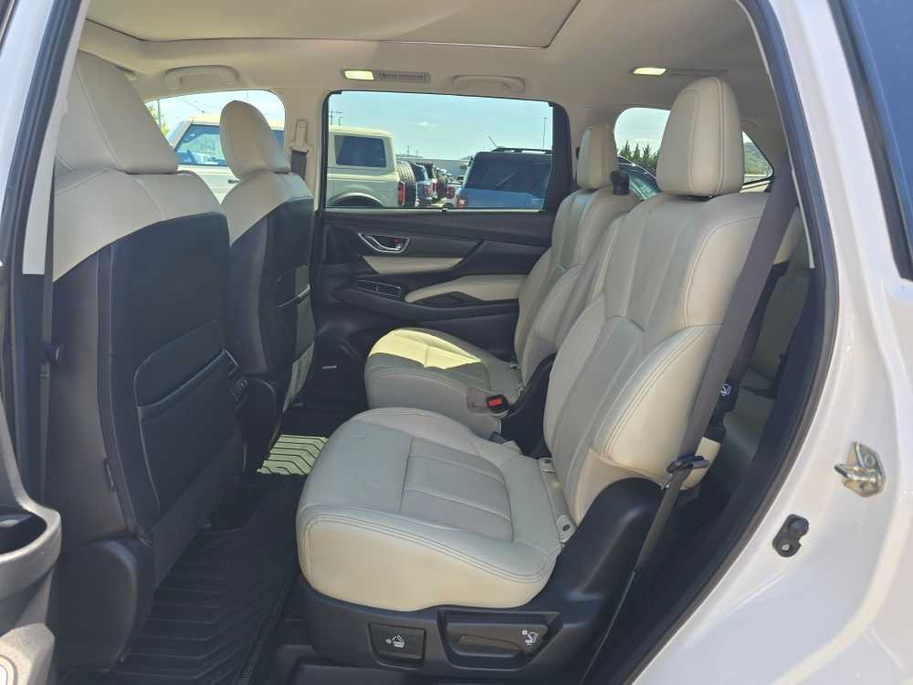 Used 2020 Subaru Ascent Limited w/ Technology Package AWD/4WD image 16