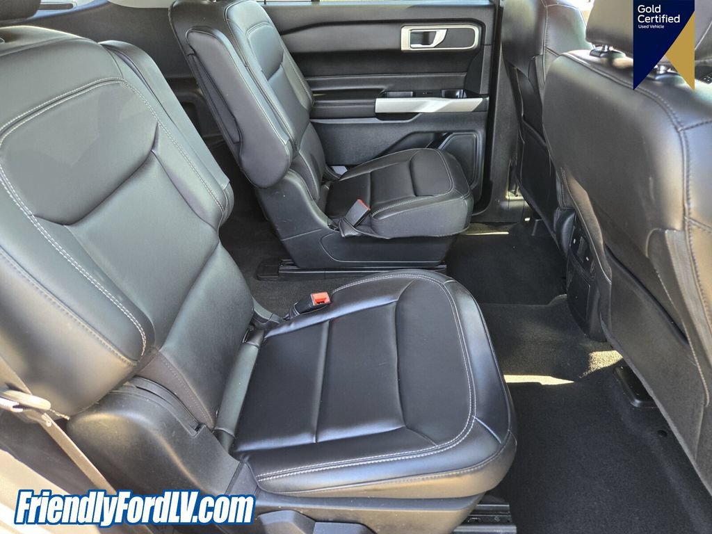Certified 2023 Ford Explorer XLT w/ Equipment Group 202A RWD image 19