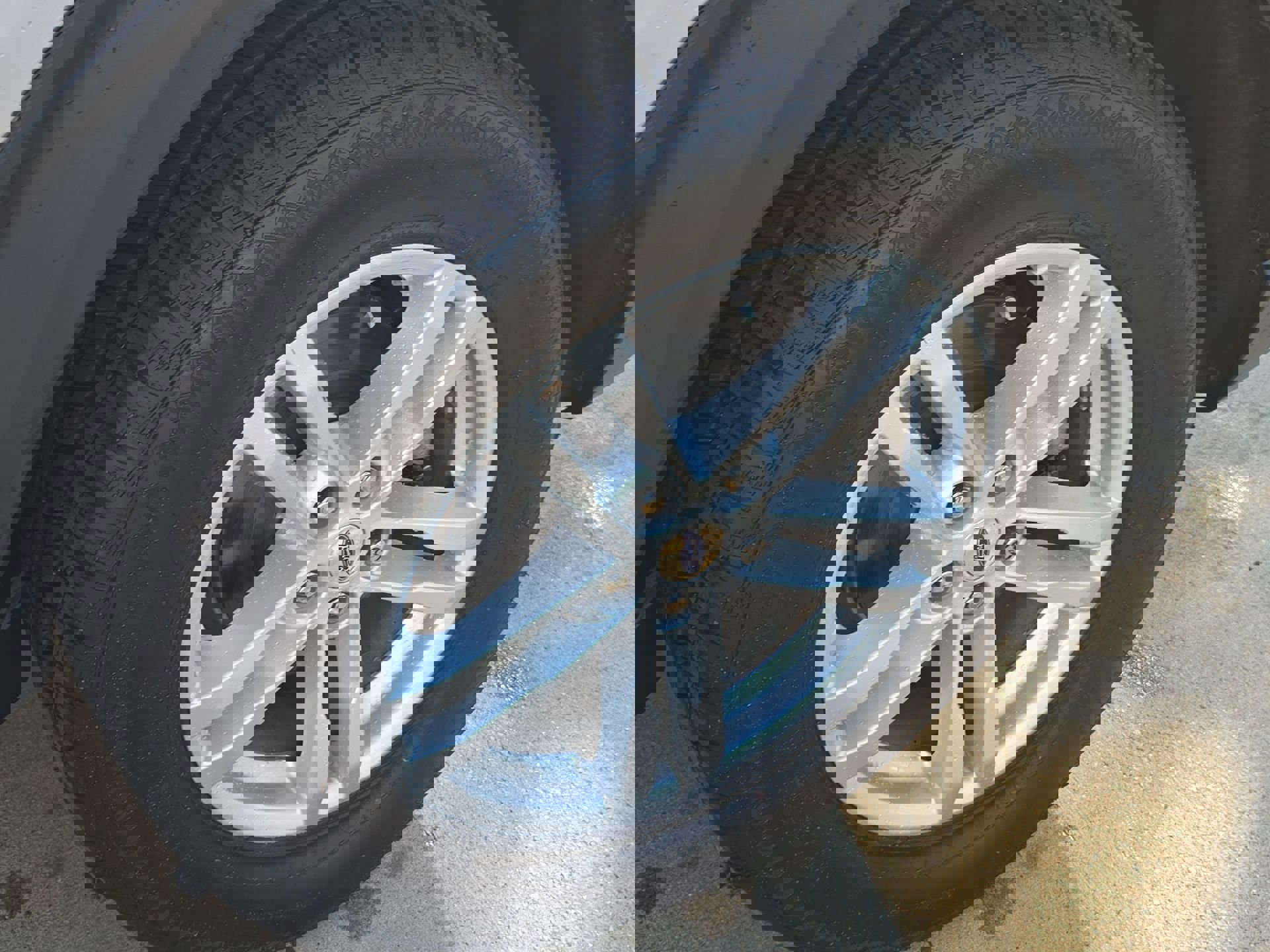 Certified 2022 Ford Explorer XLT image 11