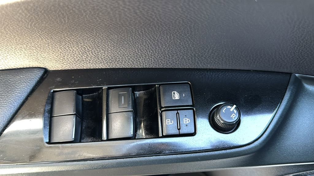 Used 2021 Toyota Prius Prime XLE image 20