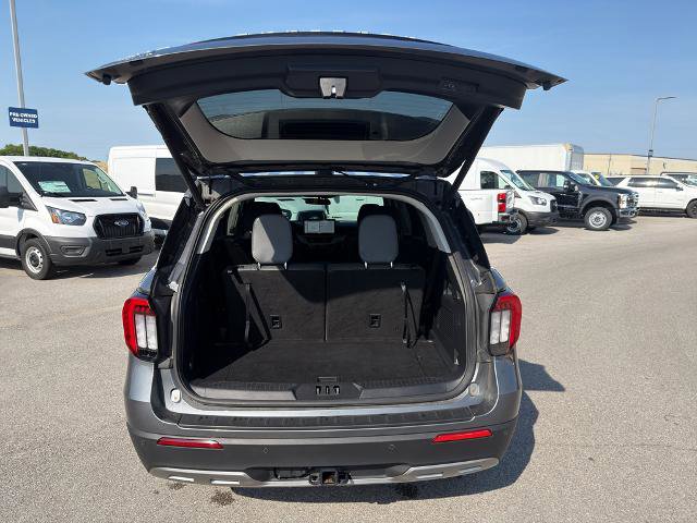 Certified 2025 Ford Explorer Active w/ Active Comfort Package RWD image 19