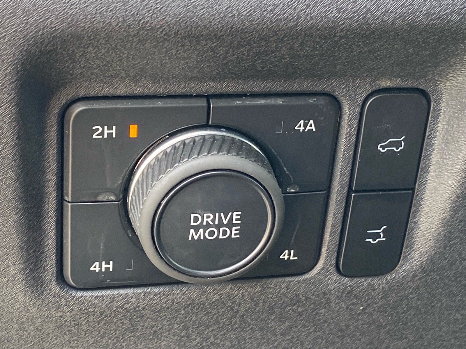 Certified 2025 Ford Expedition Active AWD/4WD image 12