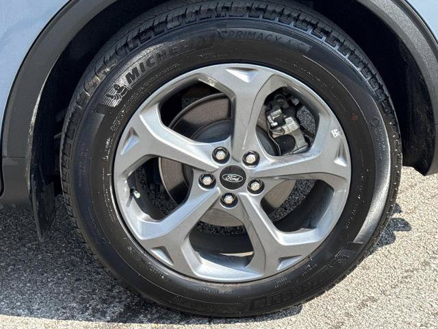 Certified 2025 Ford Escape ST-Line FWD image 9