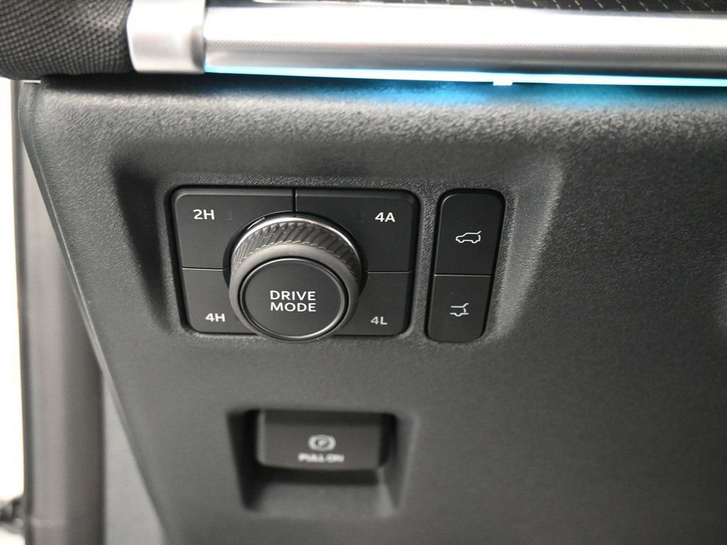 Certified 2025 Ford Expedition Max Platinum w/ Stealth Performance Package image 13