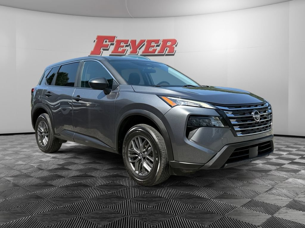 Used 2024 Nissan Rogue S FWD image 7