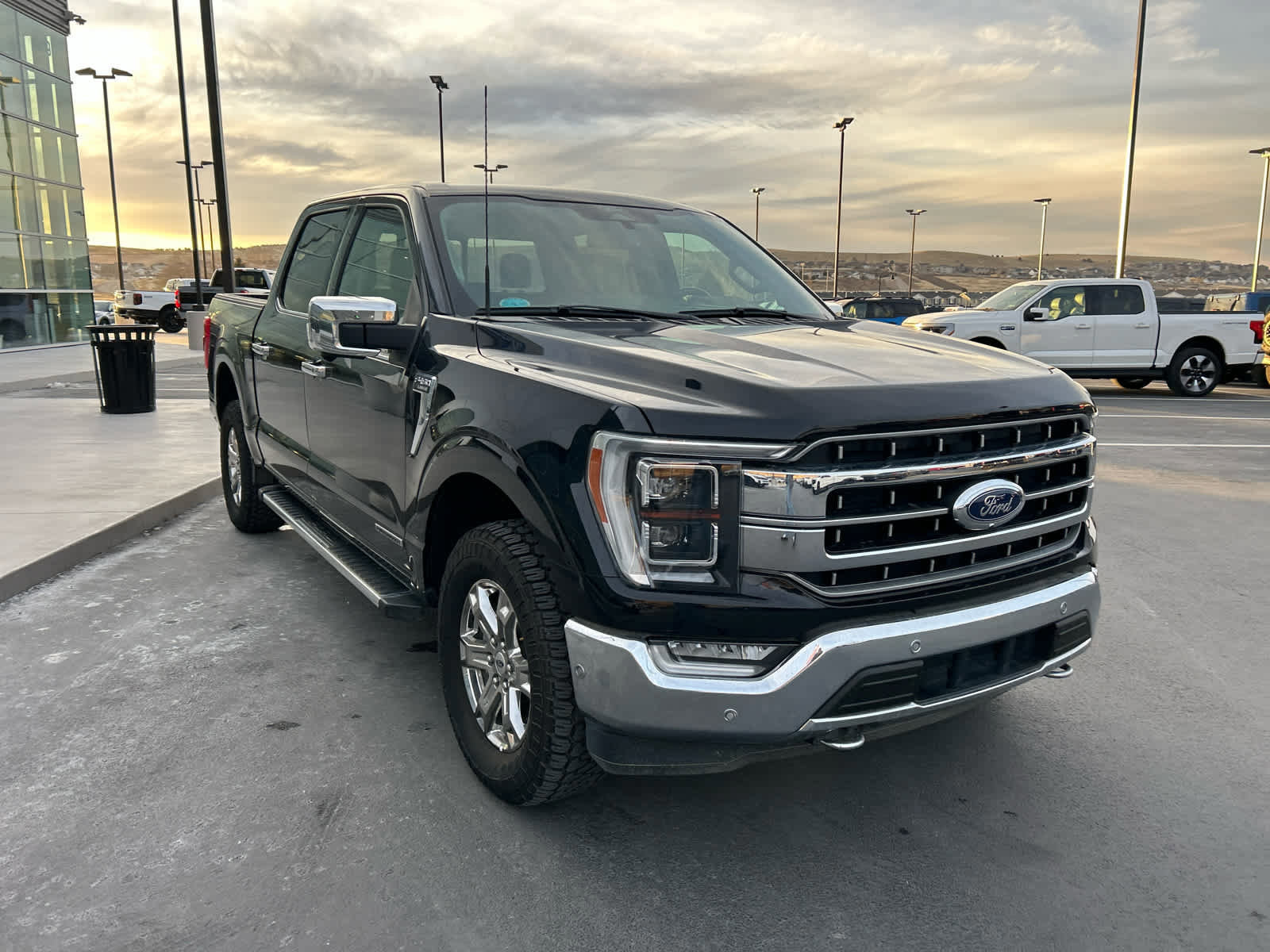 Certified 2022 Ford F150 Lariat w/ Equipment Group 502A High image 12