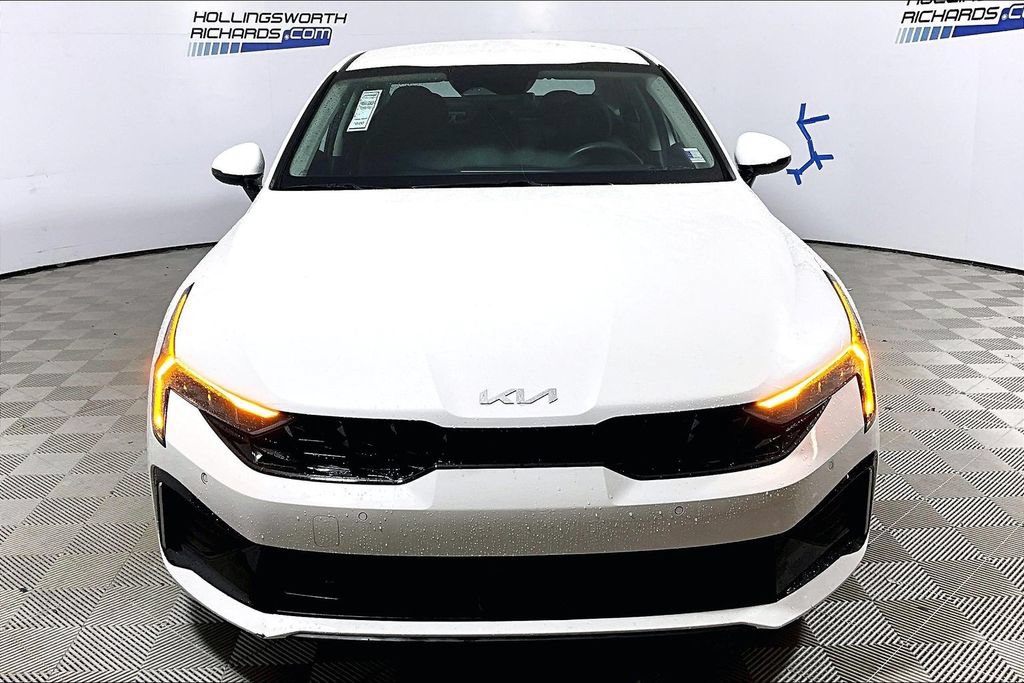 Used 2025 Kia K5 LXS FWD image 2