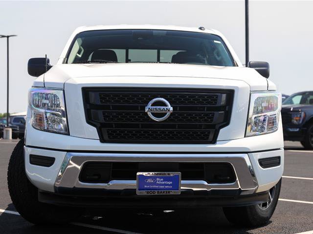 Used 2021 Nissan Titan SV AWD/4WD image 2