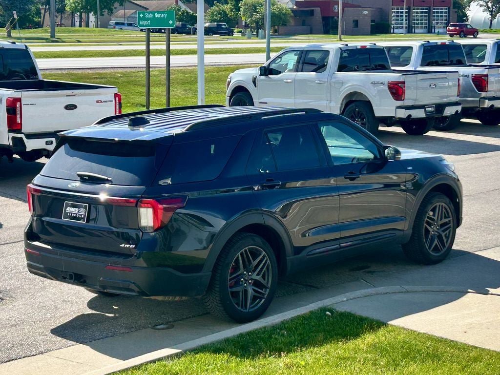 Certified 2025 Ford Explorer ST-Line w/ ST-Line Street Pack AWD/4WD image 6