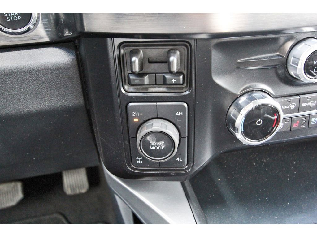 Certified 2025 Ford F250 Lariat w/ FX4 Off-Road Package image 27