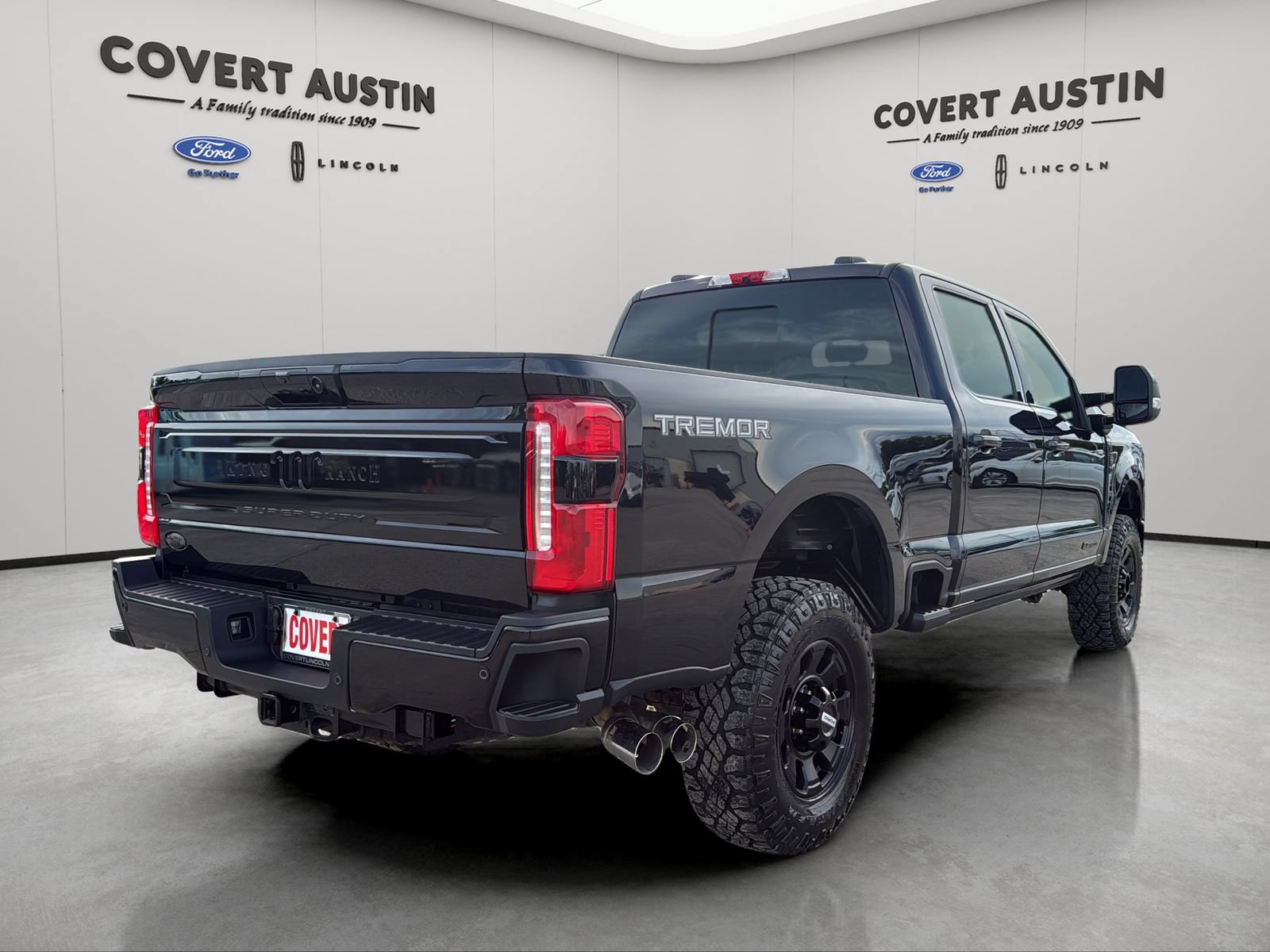 Certified 2026 Ford F250 King Ranch w/ Tremor Off-Road Package AWD/4WD image 5