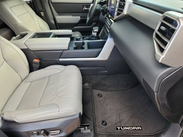 Used 2026 Toyota Tundra Limited AWD/4WD image 13