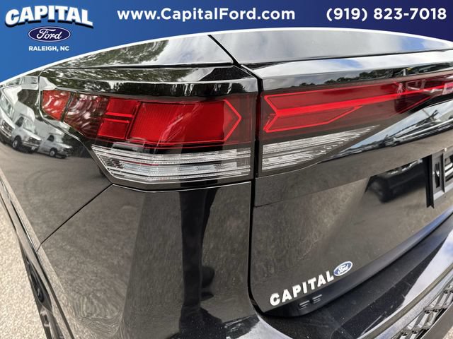 Used 2026 Volkswagen Tiguan SE R-Line AWD/4WD image 15