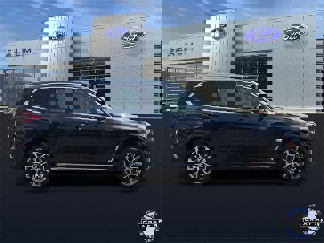 Used 2024 BMW X5 xDrive40i w/ Premium Package image 2