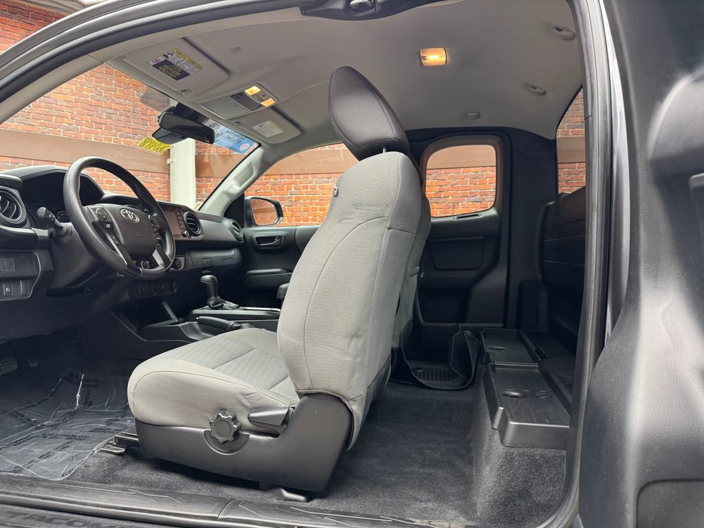 Used 2021 Toyota Tacoma SR AWD/4WD image 22