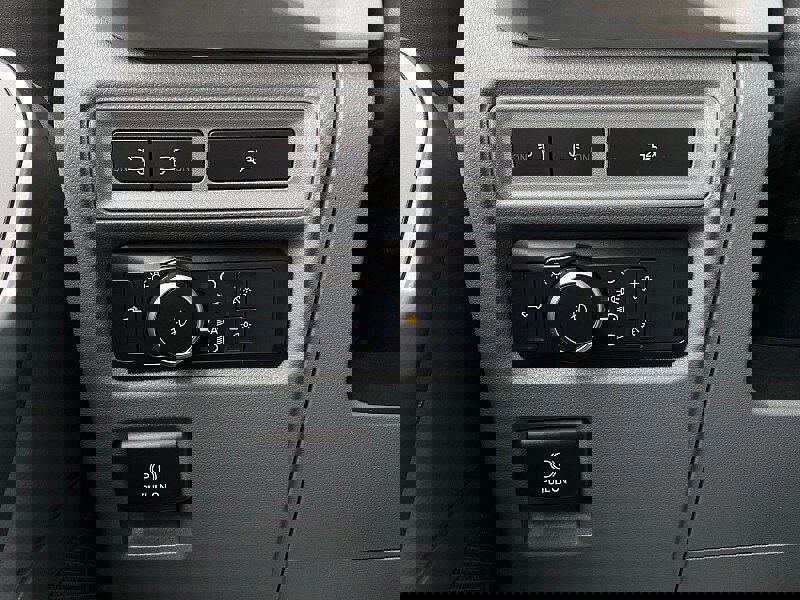 Certified 2022 Ford F150 XLT w/ Equipment Group 302A High image 51