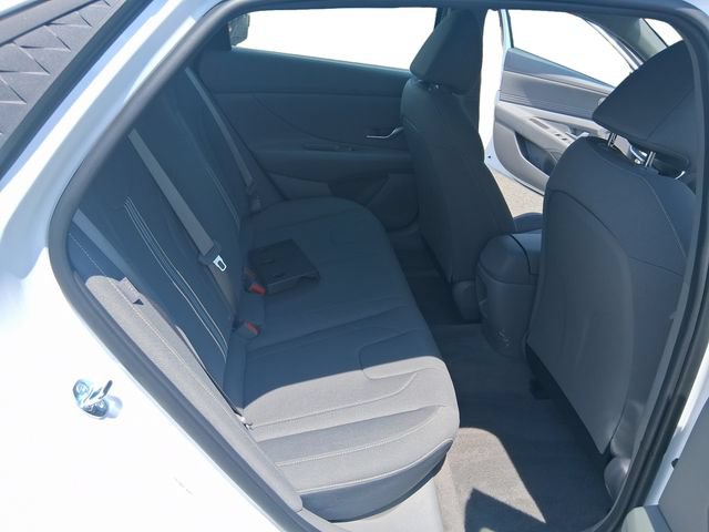 Used 2026 Hyundai Elantra Sport FWD image 18