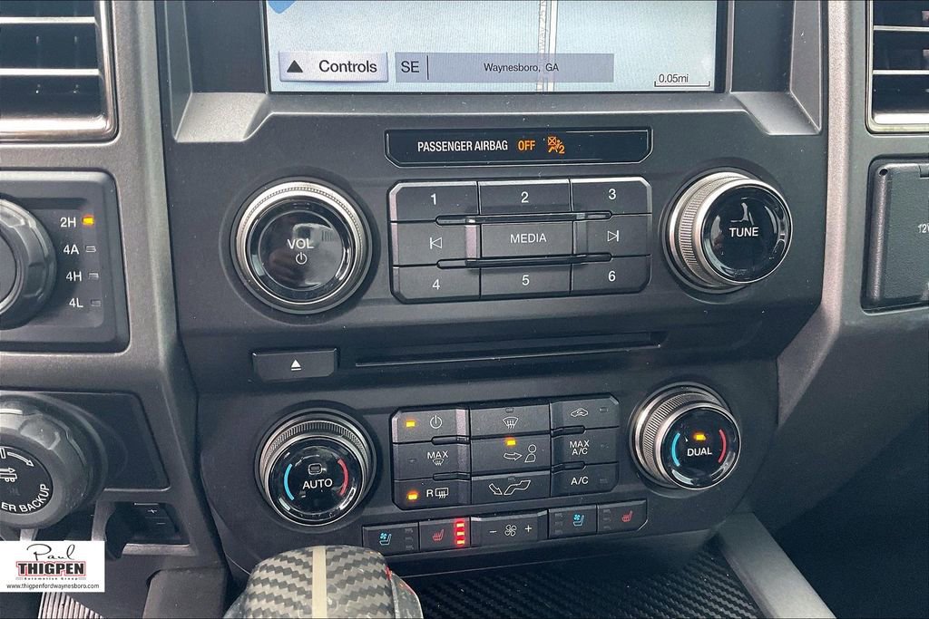 Certified 2018 Ford F150 Raptor w/ Equipment Group 802A Luxury image 31