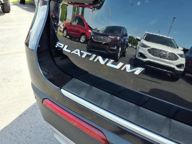 Certified 2024 Ford Explorer Platinum w/ Technology Package AWD/4WD image 13