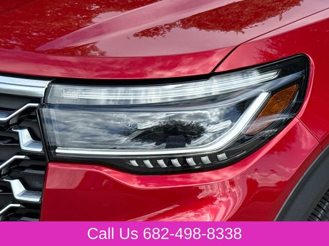 Certified 2025 Ford Explorer Platinum RWD image 4