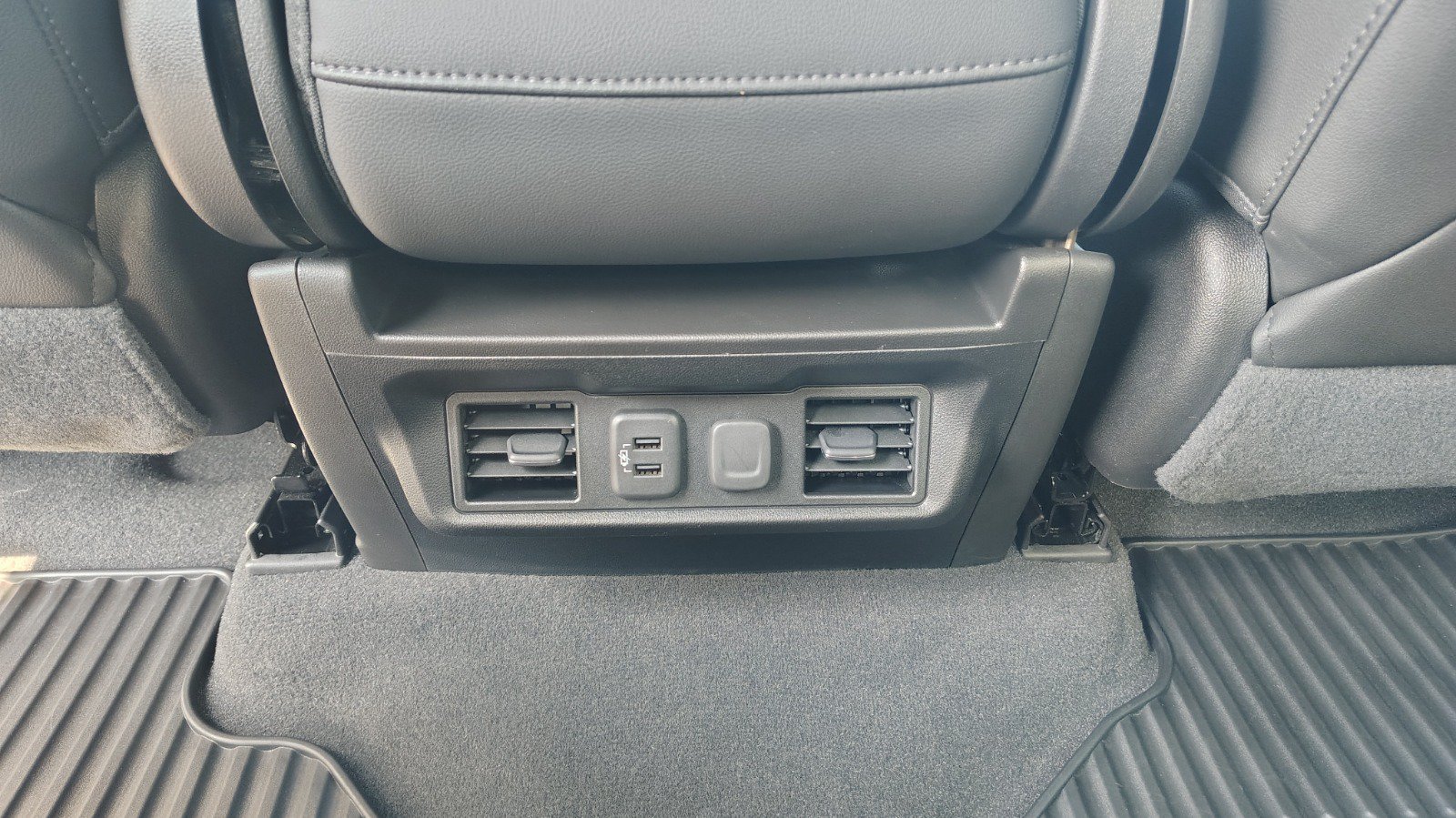 Used 2020 Chevrolet Silverado 1500 LT w/ All-Star Edition AWD/4WD image 20