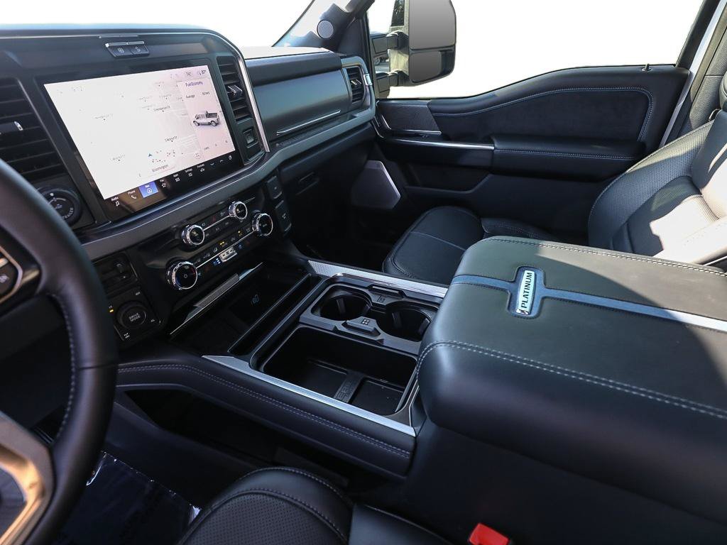 Certified 2025 Ford F250 Platinum AWD/4WD image 20