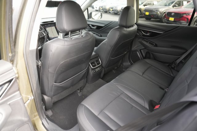 Used 2021 Subaru Outback Limited image 12