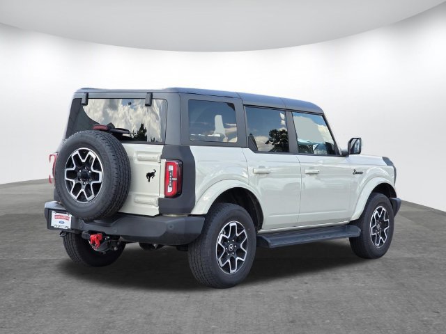 Certified 2025 Ford Bronco Outer Banks AWD/4WD image 4