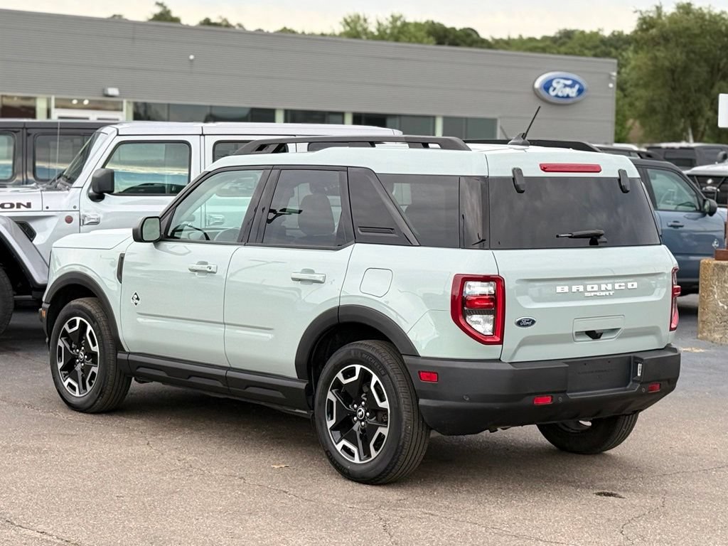 Certified 2023 Ford Bronco Sport Outer Banks w/ Tech Package AWD/4WD image 34