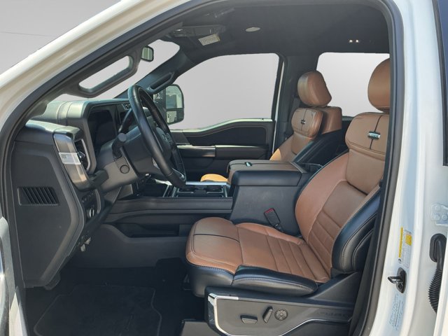 Certified 2024 Ford F350 Platinum AWD/4WD image 9