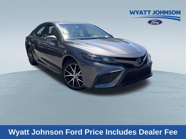 Used 2024 Toyota Camry SE