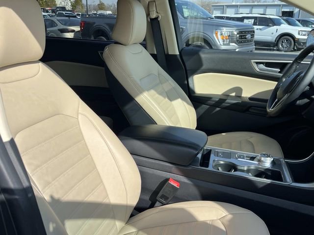 Certified 2024 Ford Edge SEL w/ Convenience Package image 26