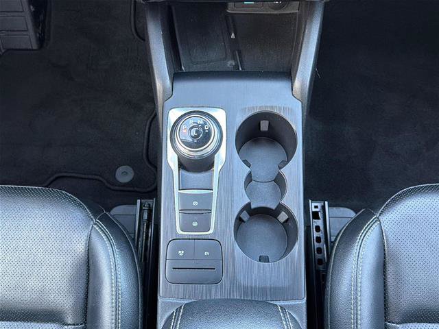 Certified 2022 Ford Escape SEL w/ Technology Package FWD image 29