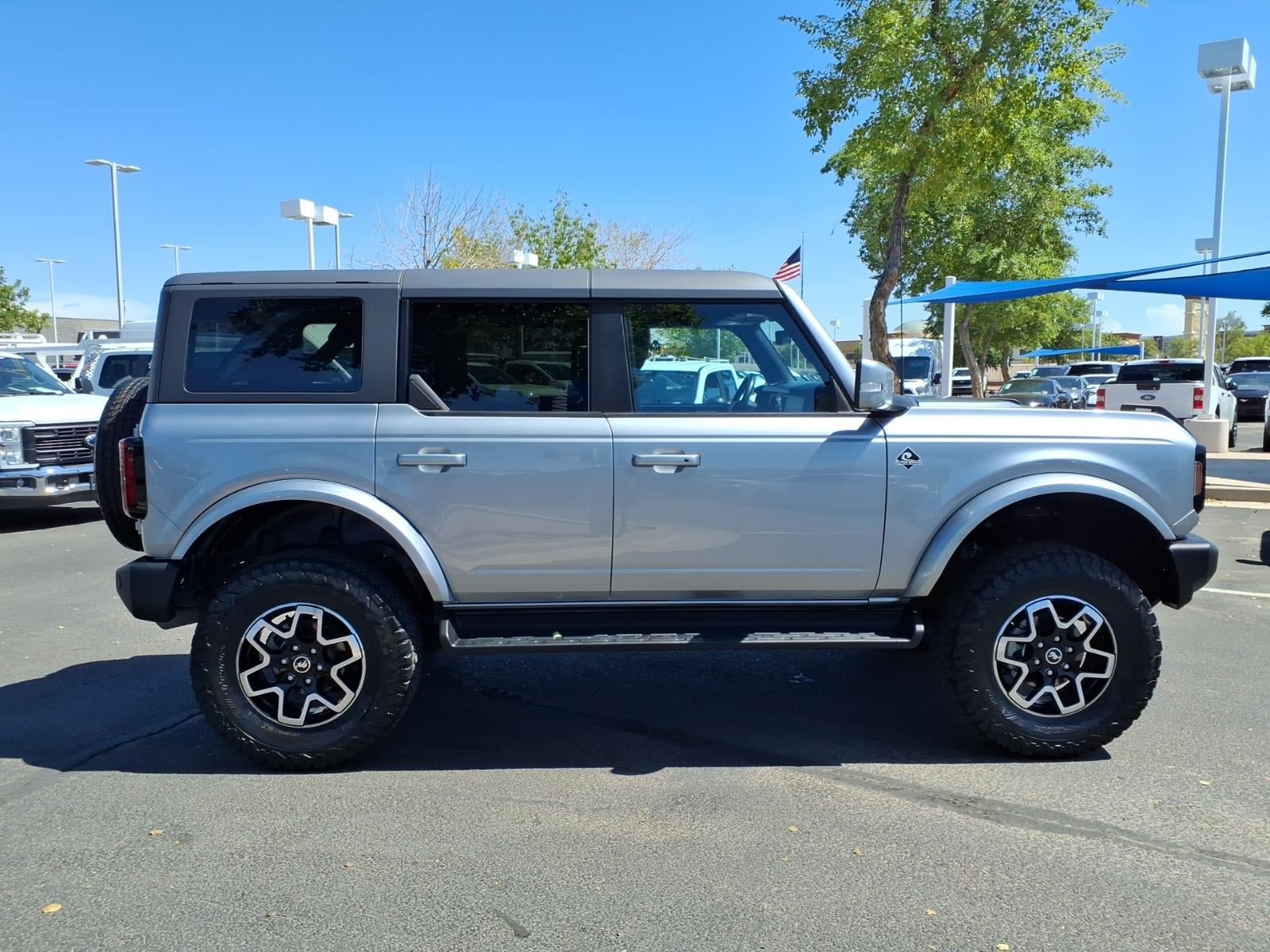 Certified 2023 Ford Bronco Outer Banks AWD/4WD image 3