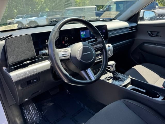 Used 2025 Hyundai Kona SEL FWD image 26