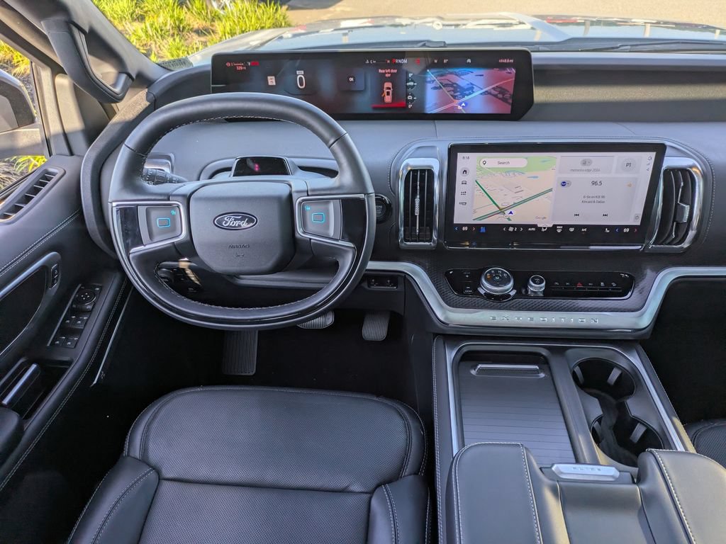 Certified 2025 Ford Expedition Max Platinum w/ Stealth Performance Package AWD/4WD image 21