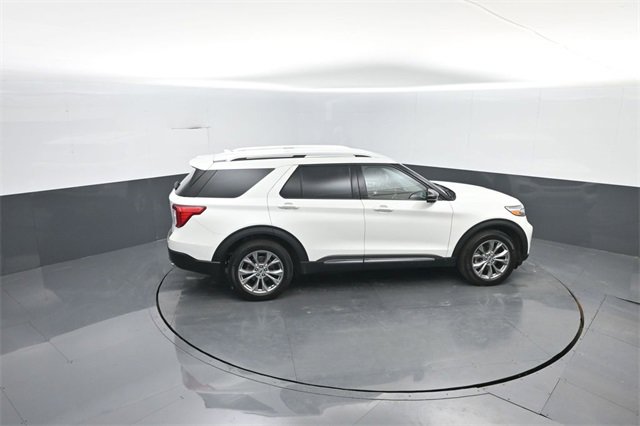 Certified 2023 Ford Explorer Limited w/ Equipment Group 301A image 31