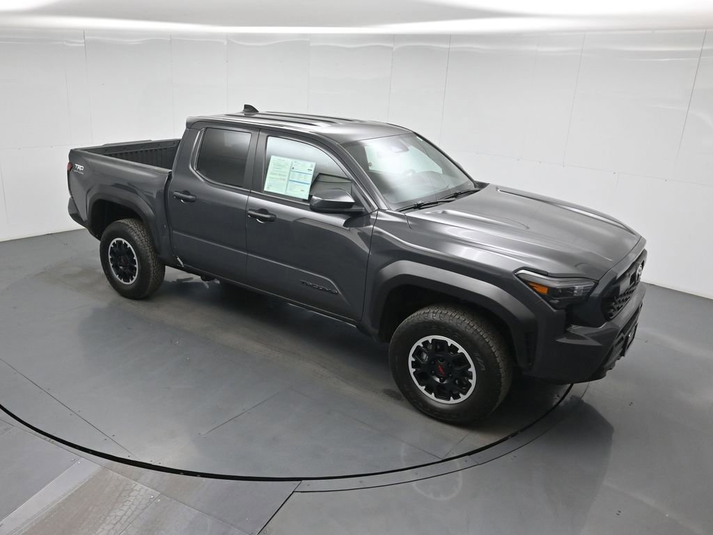 Used 2024 Toyota Tacoma TRD Off-Road image 4