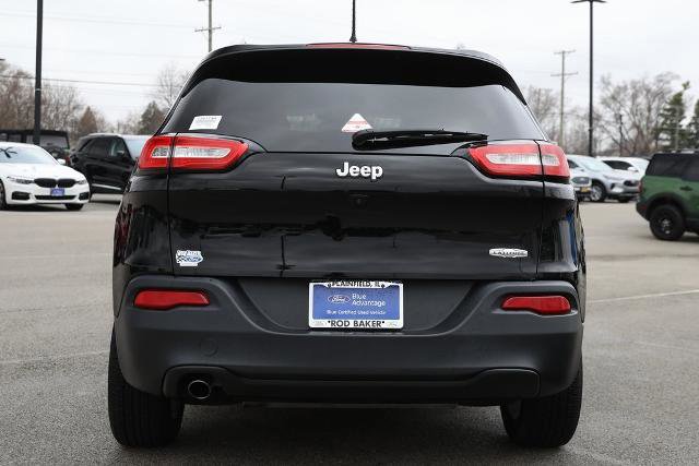 Used 2017 Jeep Cherokee Latitude image 5