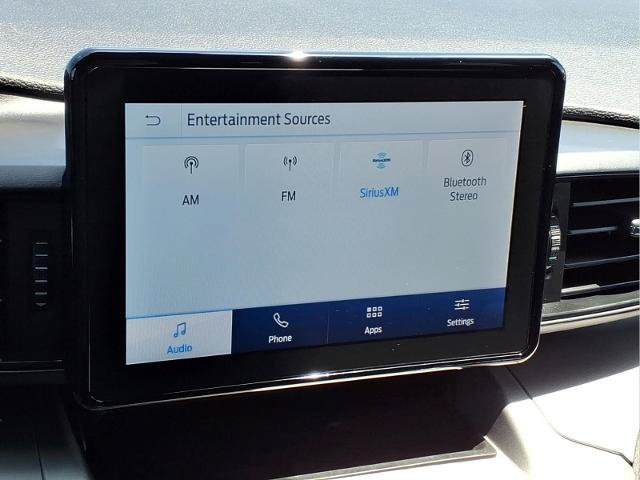 Certified 2022 Ford Explorer XLT w/ Class IV Trailer Tow Package AWD/4WD image 19