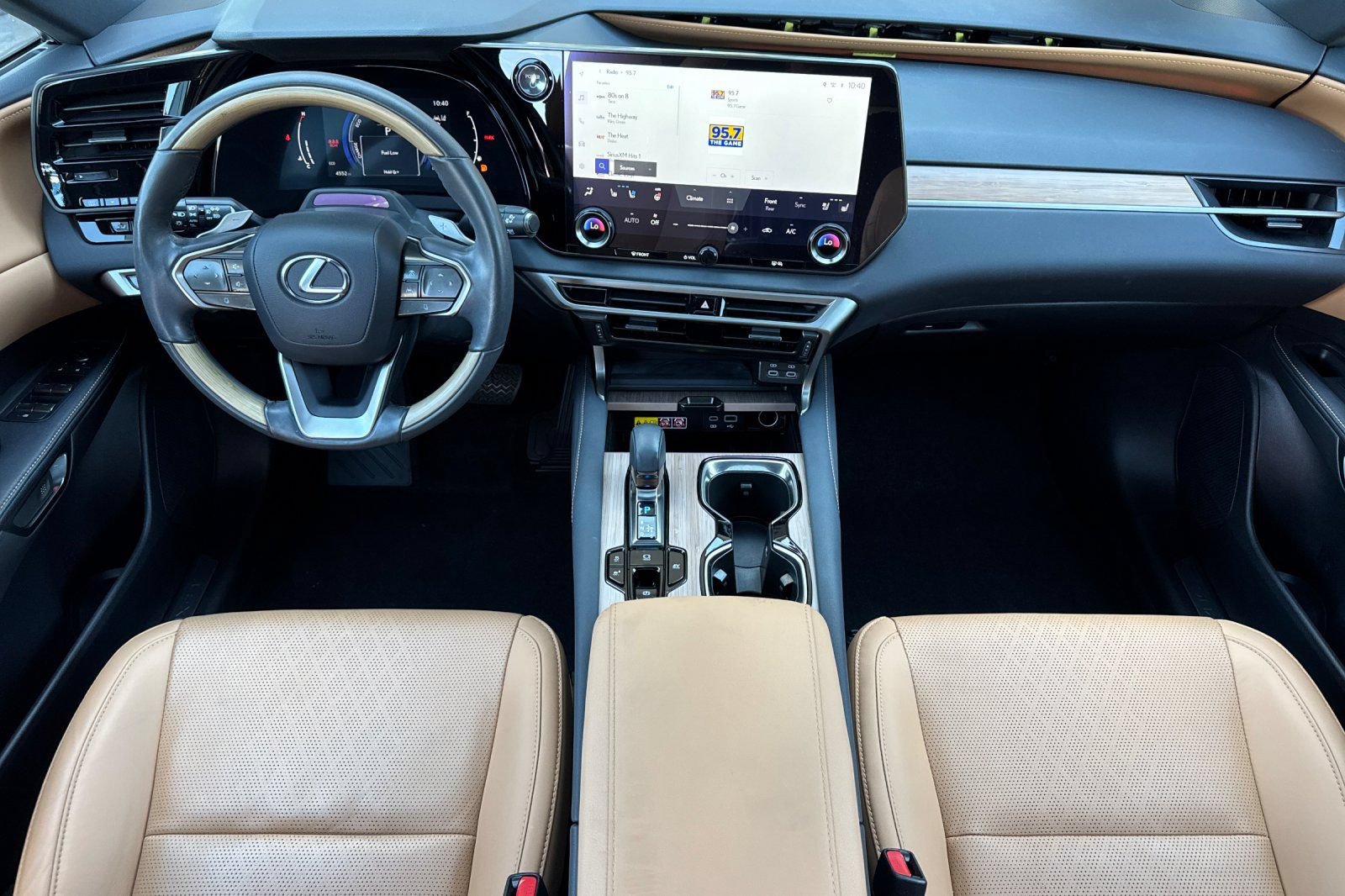 Used 2023 Lexus RX 350 w/ Cold Area Package AWD/4WD image 14